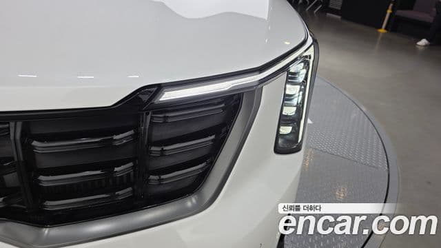 Kia Sorento 2023 — Photo 25/41