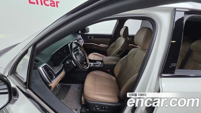 Kia Sorento 2023 — Photo 23/41