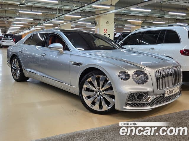 Bentley Flying Spur 2021 — Photo 15/20