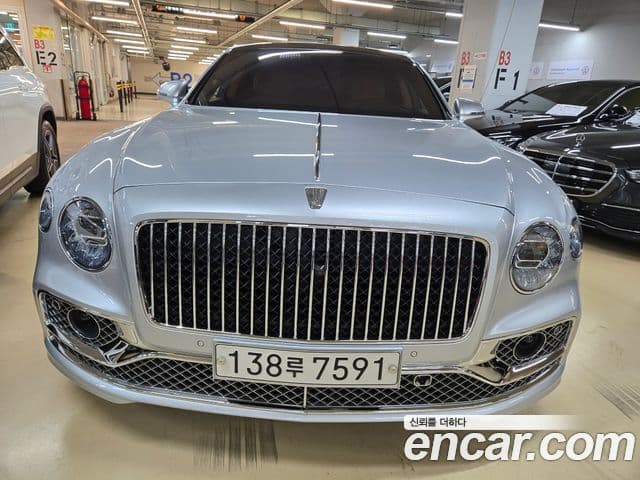 Bentley Flying Spur 2021 — Photo 17/20