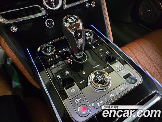Bentley Flying Spur 2021 — Photo 10/20