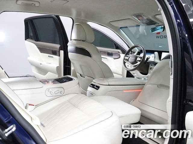 Genesis G90 2022 — ფოტო 11/20