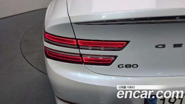 Genesis G80 2021 — Photo 11/35