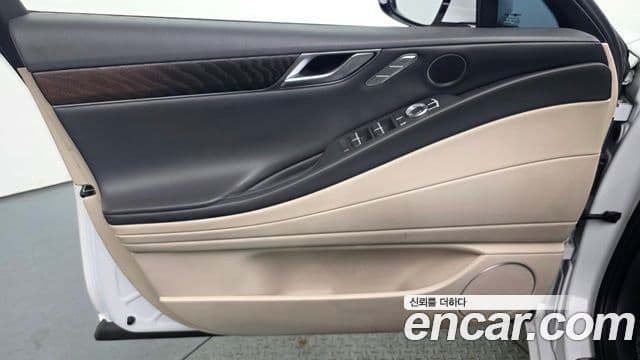 Genesis G80 2021 — Photo 2/35