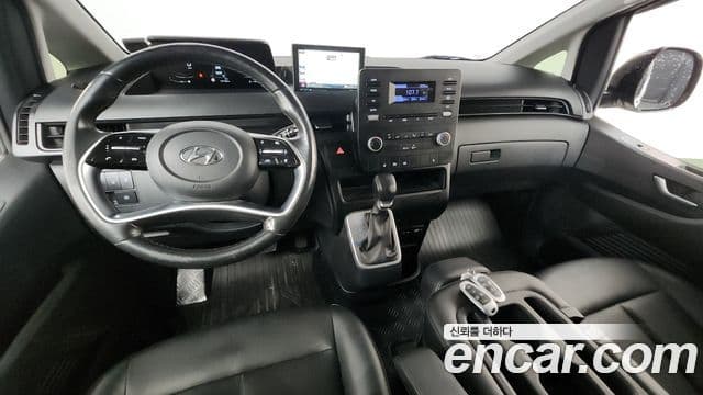 Hyundai Staria 2021 — Фото 7/20