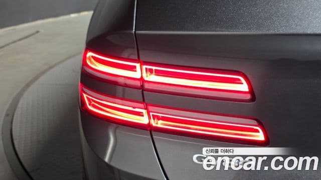Genesis GV80 2020 — Photo 11/30