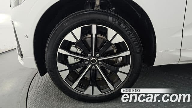Volvo XC60 2025 — Şəkil 5/20