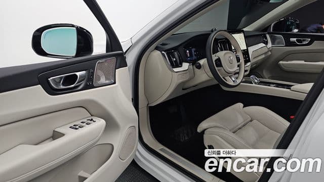 Volvo XC60 2025 — Şəkil 11/20