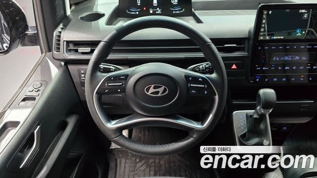Hyundai Staria 2025 — Фото 13/20