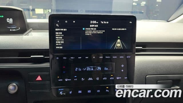 Hyundai Staria 2025 — Фото 14/20