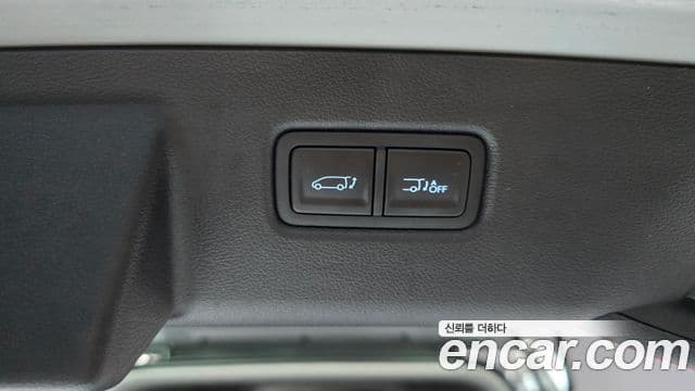 Hyundai Staria 2025 — Фото 16/20
