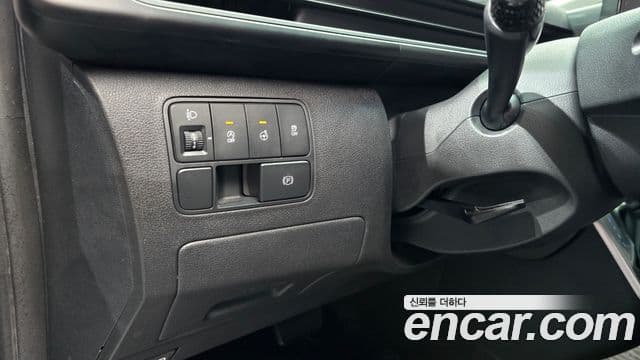 Hyundai Staria 2025 — Фото 18/20