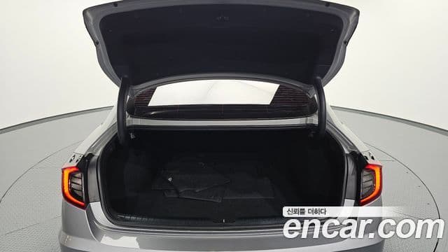 Hyundai Sonata 2022 — ფოტო 20/20