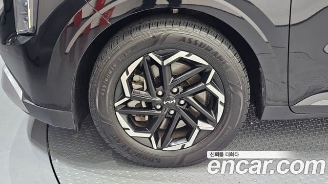 Kia Carnival 2024 — ფოტო 5/20