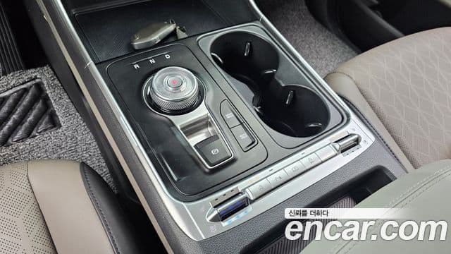 Kia Carnival 2024 — ფოტო 9/20