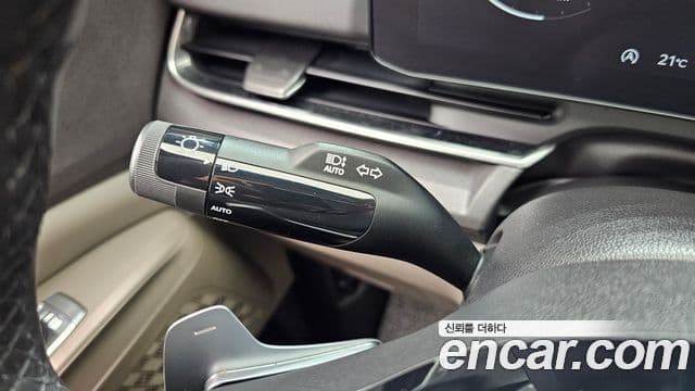 Kia Carnival 2024 — ფოტო 18/20
