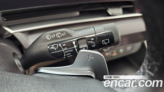 Kia Carnival 2024 — ფოტო 19/20