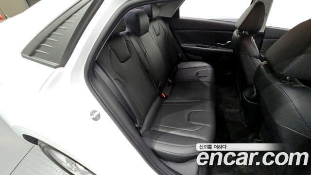 Hyundai Avante 2020 — Şəkil 12/20