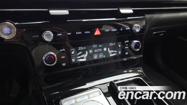 Genesis Electrified G80 2024 — Şəkil 16/20
