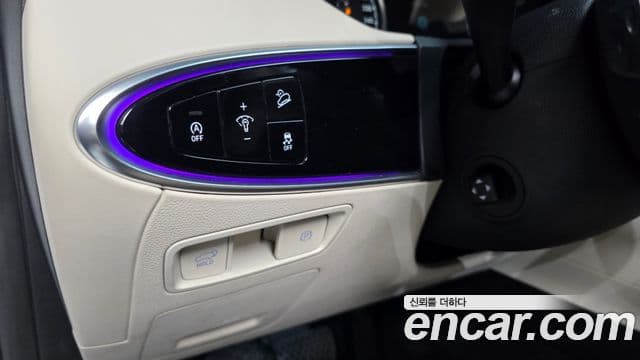Genesis GV70 2021 — Şəkil 17/20