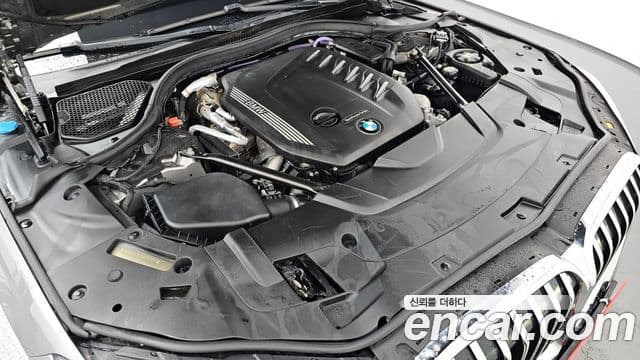 BMW 7 Series 2021 — фото 6 из 20