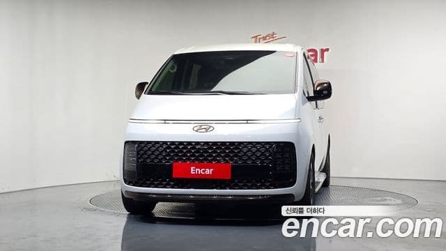 Hyundai Staria 2022 — Фото 3/20