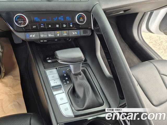 Hyundai Avante 2022 — Şəkil 19/20