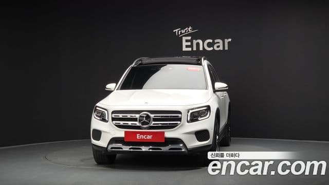 Mercedes-Benz GLB-Class 2022 — ფოტო 3/20