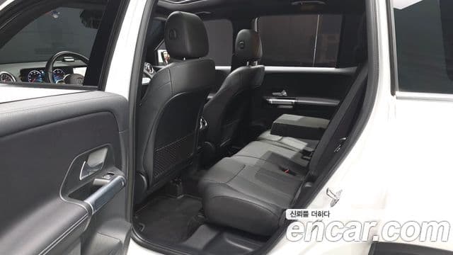 Mercedes-Benz GLB-Class 2022 — ფოტო 11/20