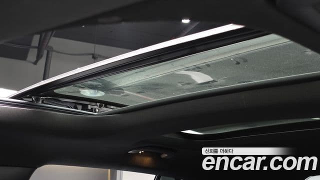Mercedes-Benz GLB-Class 2022 — ფოტო 18/20