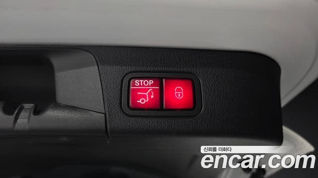 Mercedes-Benz GLB-Class 2022 — ფოტო 20/20