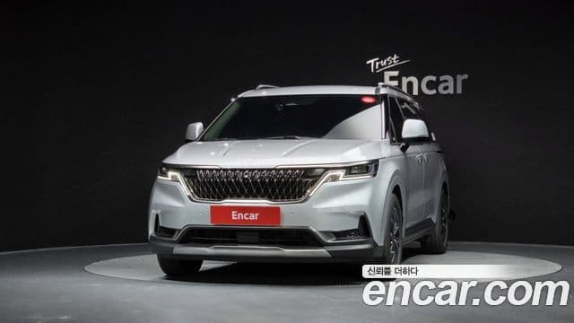 Kia Carnival 2022 — Фото 3/20