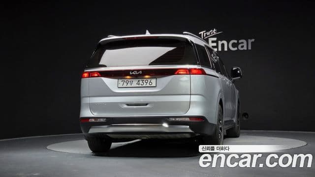 Kia Carnival 2022 — Фото 4/20