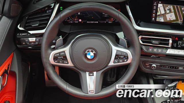 BMW Z4 2025 — Фото 12/20