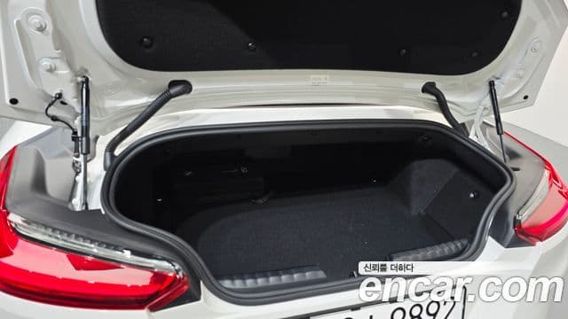 BMW Z4 2025 — Фото 16/20