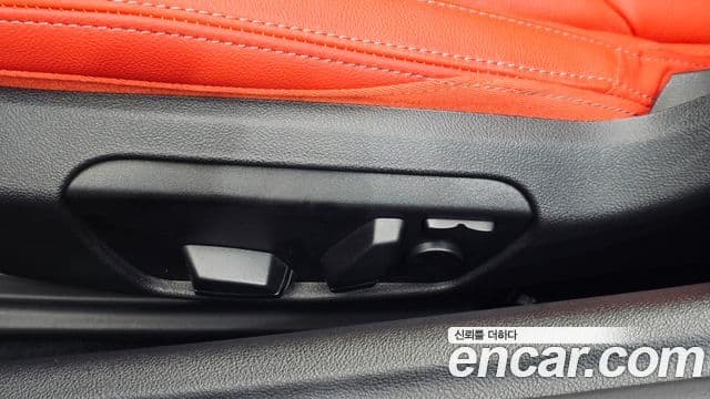 BMW Z4 2025 — Şəkil 19/34