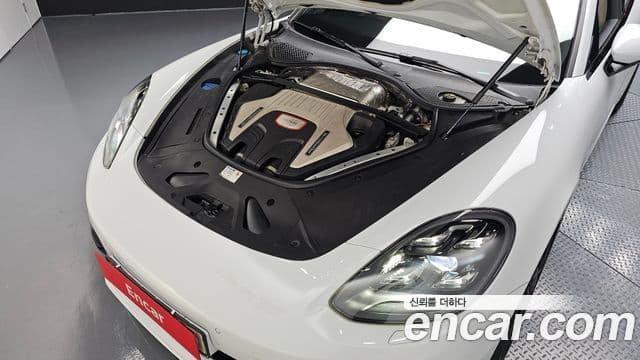 Porsche Panamera 2020 — Photo 2/20