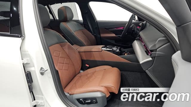 BMW 5 Series 2025 — Şəkil 12/20