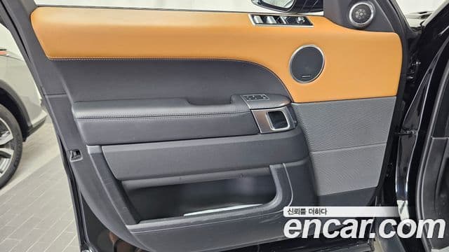 Land Rover Range Rover Sport 2021 — Şəkil 12/33