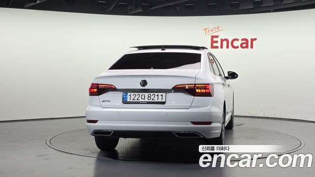 Volkswagen Jetta 2021 — Şəkil 4/20