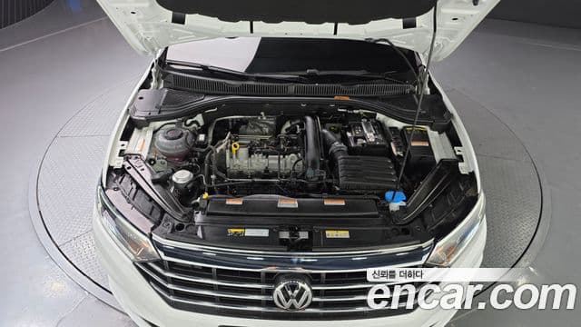 Volkswagen Jetta 2021 — Şəkil 6/20
