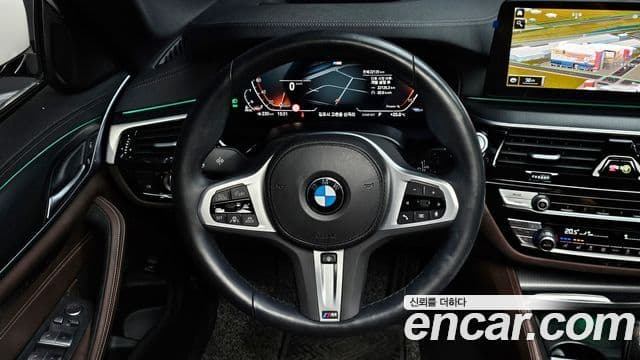 BMW 5 Series 2023 — Şəkil 13/20
