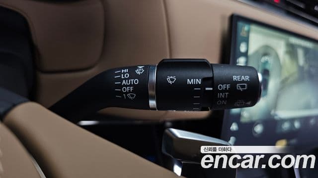 Land Rover Range Rover Sport 2024 — Photo 17/38
