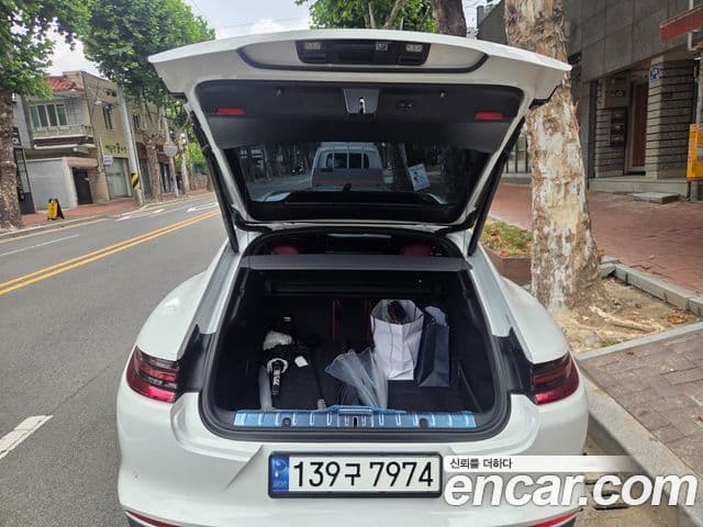 Porsche Panamera 2018 — Şəkil 6/12
