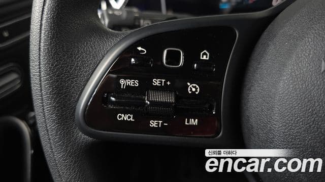 Mercedes-Benz A-Class 2019 — ფოტო 14/20