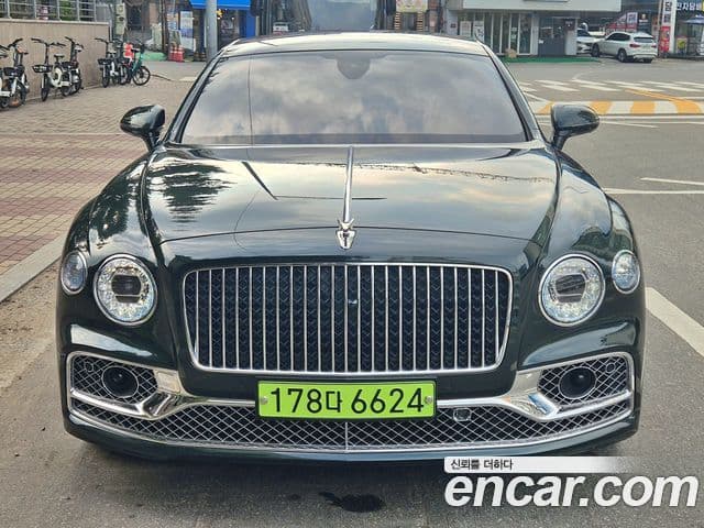 Bentley Flying Spur 2024 — ფოტო 1/20