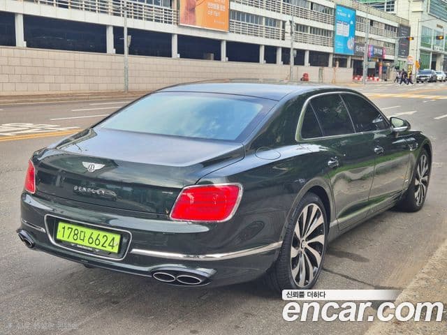 Bentley Flying Spur 2024 — ფოტო 2/20