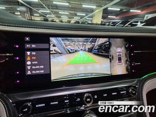 Bentley Flying Spur 2024 — ფოტო 12/20