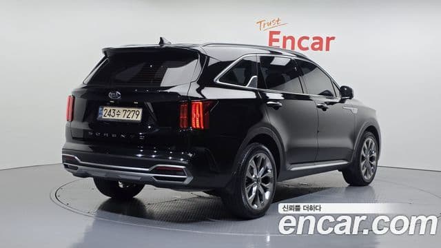Kia Sorento 2021 — Фото 2/20