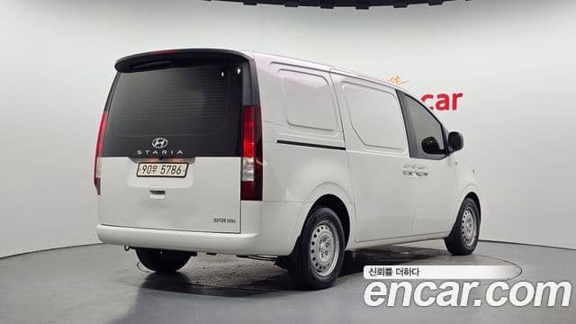 Hyundai Staria 2021 — Şəkil 2/20